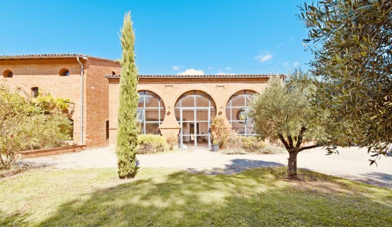 Louez un domaine avec gîtes haut de gamme vers Carcassonne pour vos spectacles ou tournages en pleine nature