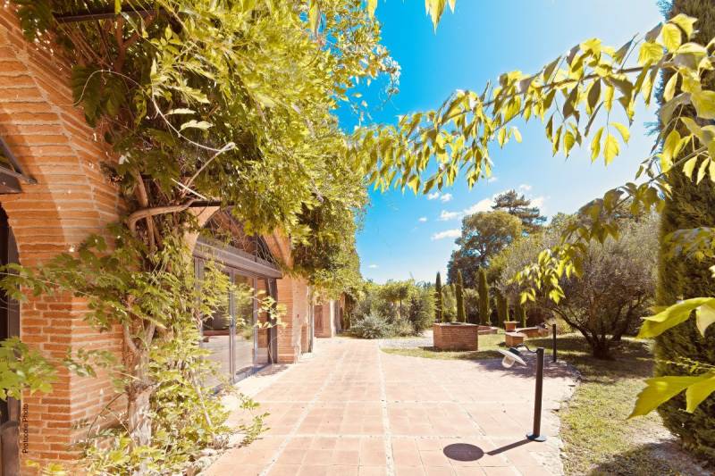 Domaine de l’Orangerie – Domaine avec gîtes pour location proche Toulouse et Montauban
